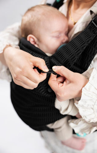 Baby Carrier with Magnetic buckles (Jet Black) Black Mama - Baby Carriers Najell - Kuwait - Saudi Arabia