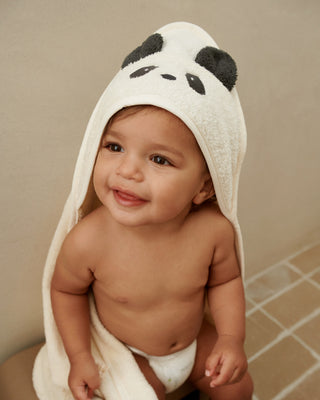 Augusta Hooded Towel (Panda Creme de la Creme) Bath Towels Liewood - Kuwait - Saudi Arabia