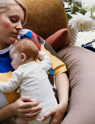 Nursing Pillow w. Washing Bag (Brown) Pregnancy Pillows That's Mine - Kuwait - Saudi Arabia