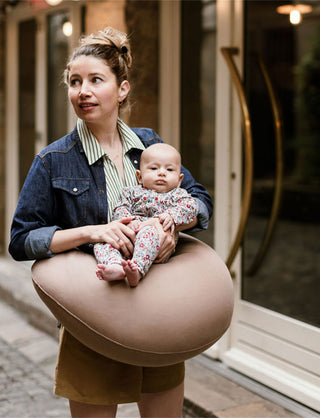 Nursing Pillow w. Washing Bag (Brown) Pregnancy Pillows That's Mine - Kuwait - Saudi Arabia