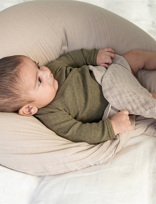 Nursing Pillow w. Washing Bag (Feather Grey) Pregnancy Pillows That's Mine - Kuwait - Saudi Arabia