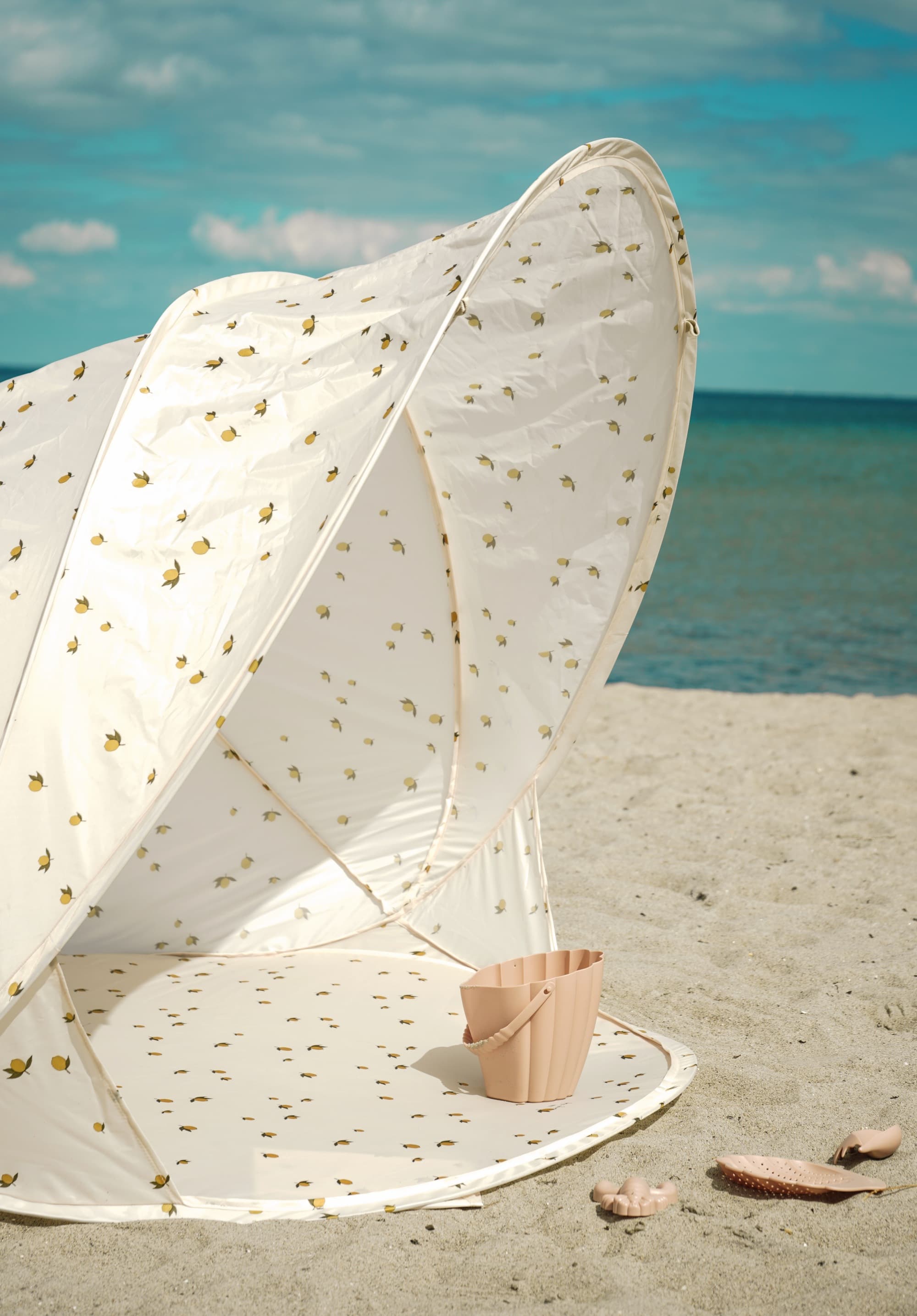 Beach Tent Pop Up Shelter Anti UV Lemon